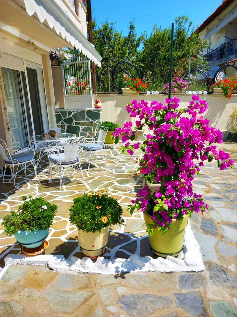 Maria'S Garden House Appartement Flogita Buitenkant foto